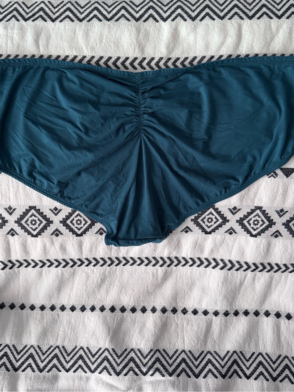 Torrid Hipster Panties underwear Women’s size 2 spiderwebs glow in the dark - Picture 6 of 8